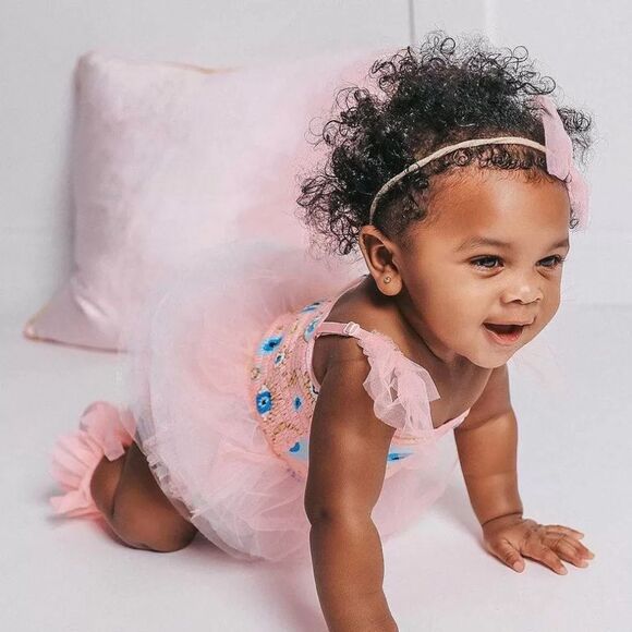 NWT POSH PEANUT FIONA TULLE BODYSUIT WITH MATCHING SOCKS 18/24M - Picture 4 of 12